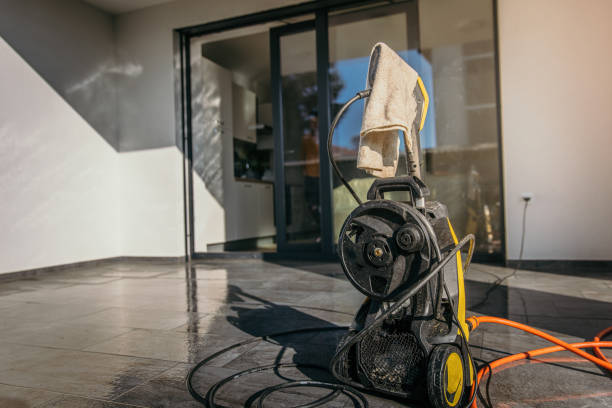 Best Oil Spill Cleanup  in Goulds, FL